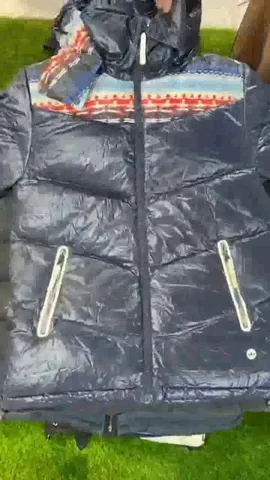 Adidas Puffer Jackets 100 pieces