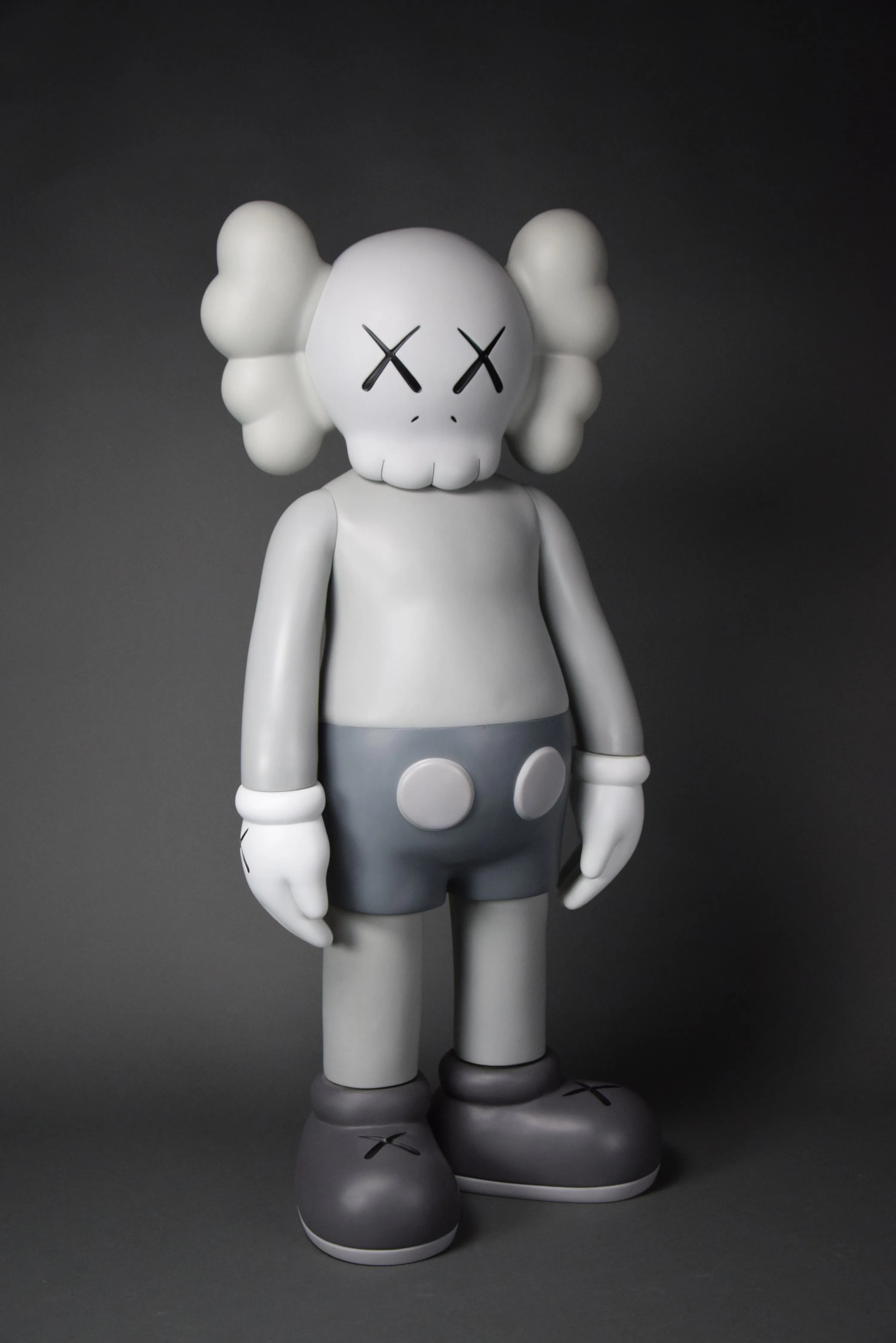 KAWS 4ft Companion XXL 2007