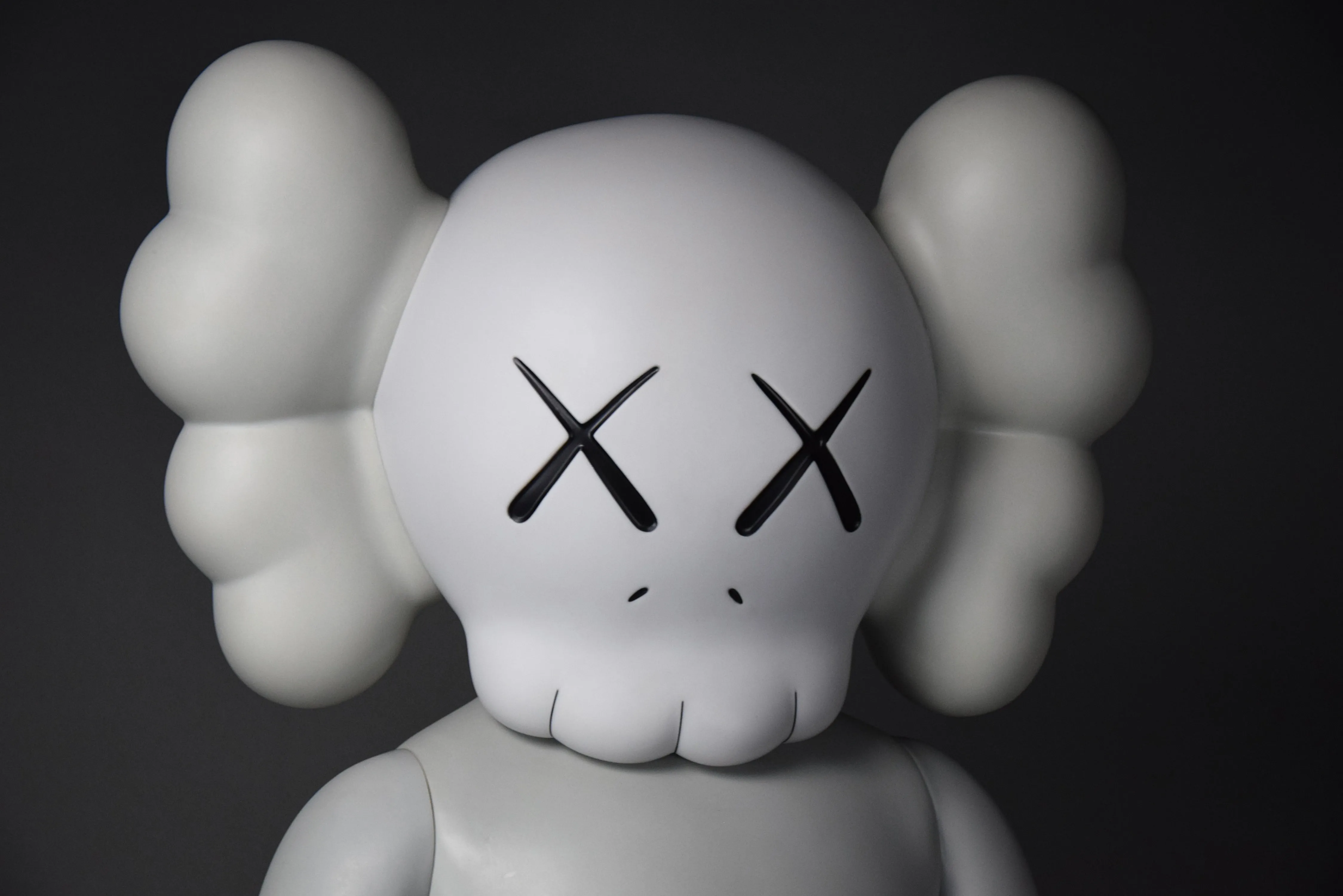 KAWS 4ft Companion XXL 2007