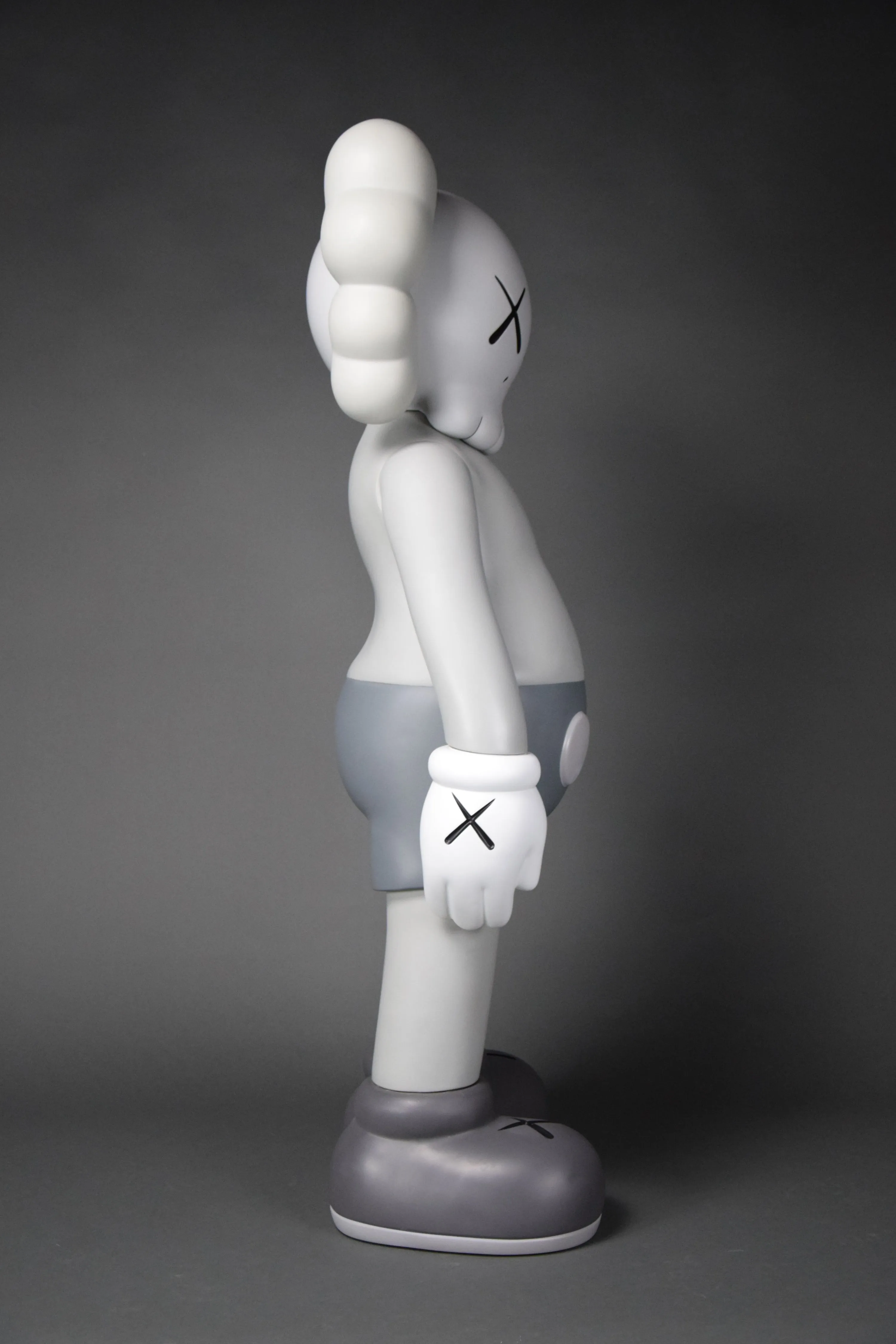 KAWS 4ft Companion XXL 2007