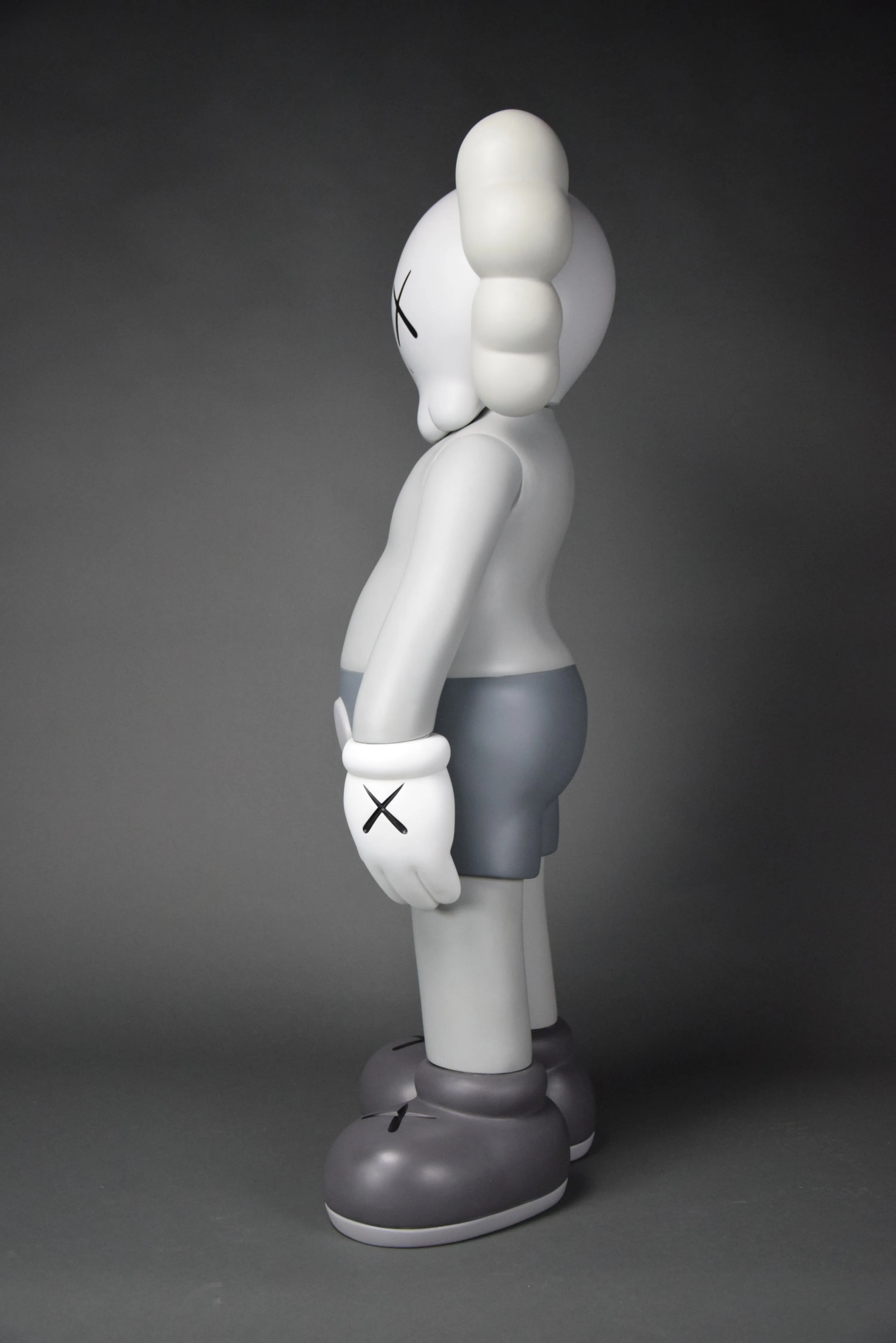 KAWS 4ft Companion XXL 2007